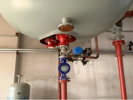 グラスライニング機器用フラッシュバルブ
