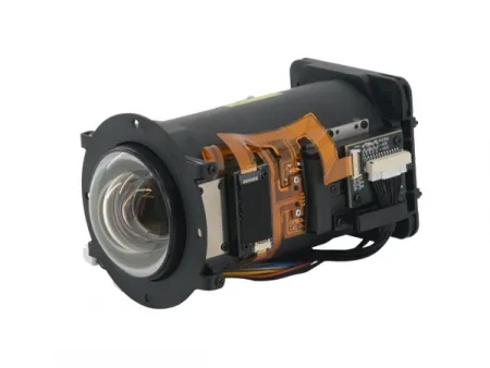 P0110型長焦点ズームレンズ、蛍光体レーザー・0.8型DMD対応、1.5–2.4:1投写比、F2.0–2.4大口径